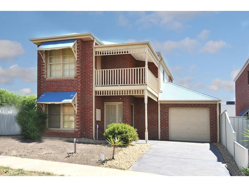 3 Woodbine Close, Craigieburn VIC 3064