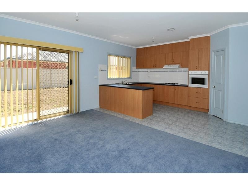 3 Woodbine Close, Craigieburn VIC 3064