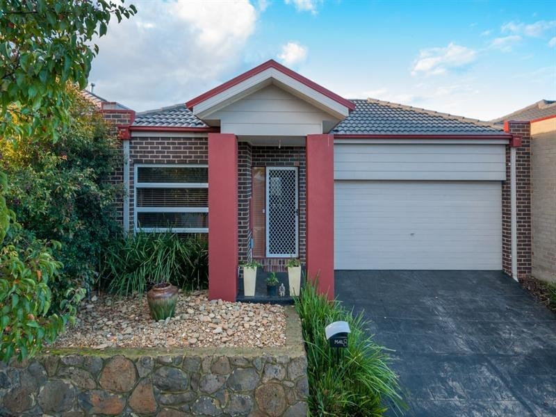 8 Herryls Lane, Craigieburn VIC 3064