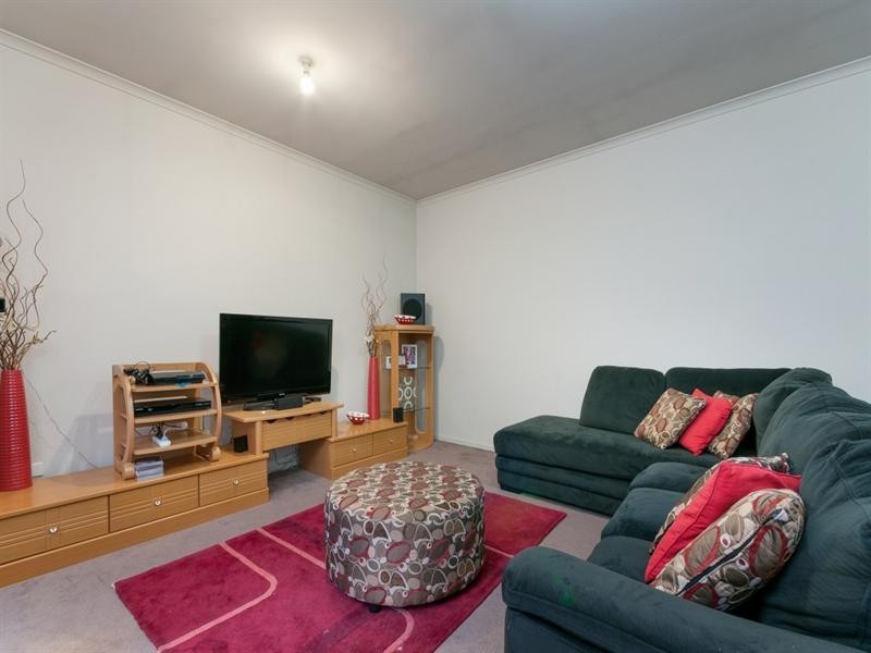 8 Herryls Lane, Craigieburn VIC 3064