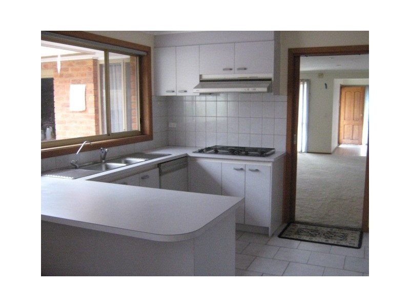 21 Abercarn Avenue, Craigieburn VIC 3064