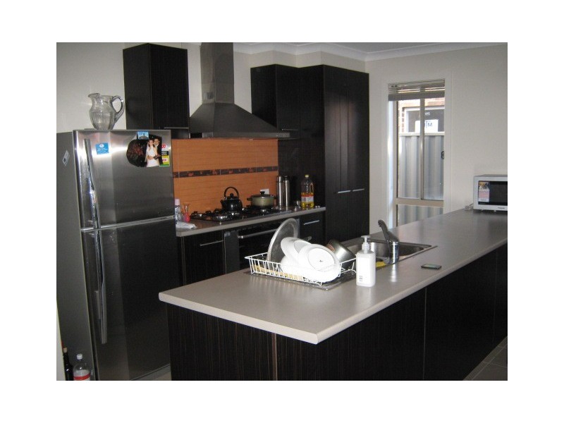 39 Kinglake Crescent, Craigieburn VIC 3064