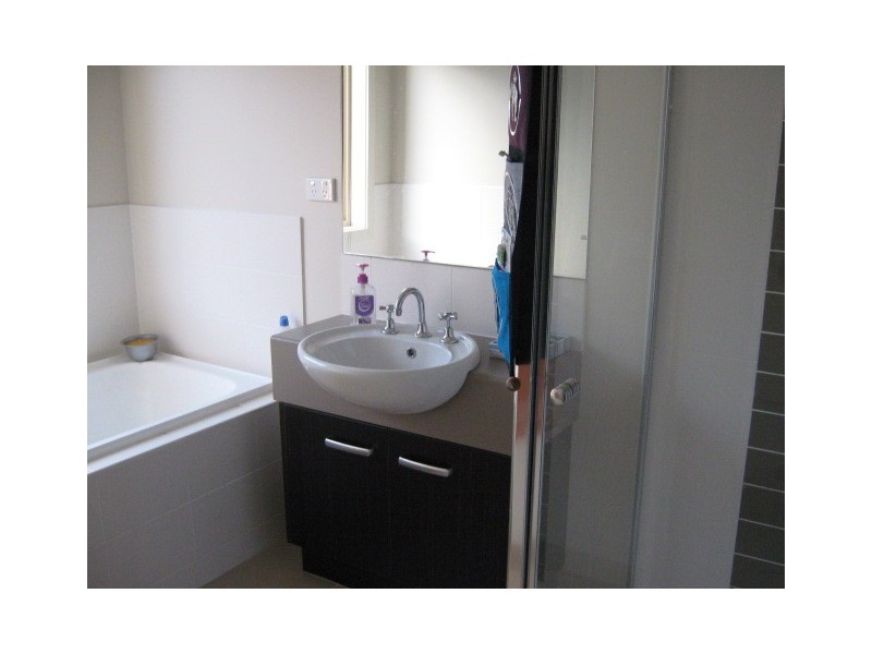 39 Kinglake Crescent, Craigieburn VIC 3064