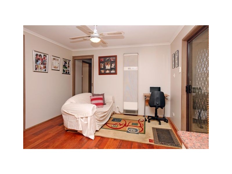 35 Hothlyn Drive, Craigieburn VIC 3064