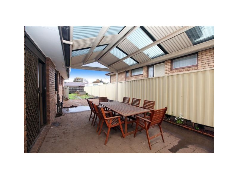 35 Hothlyn Drive, Craigieburn VIC 3064