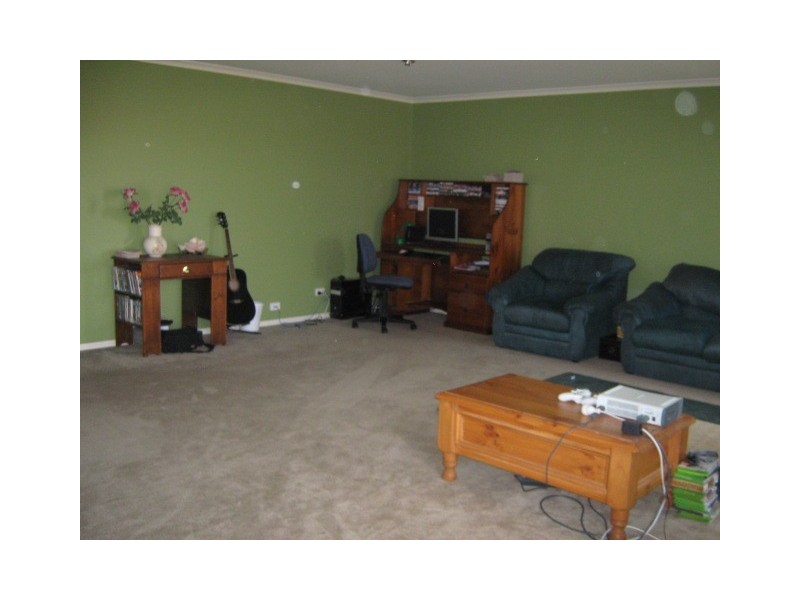 6 The Creek Approach, Craigieburn VIC 3064