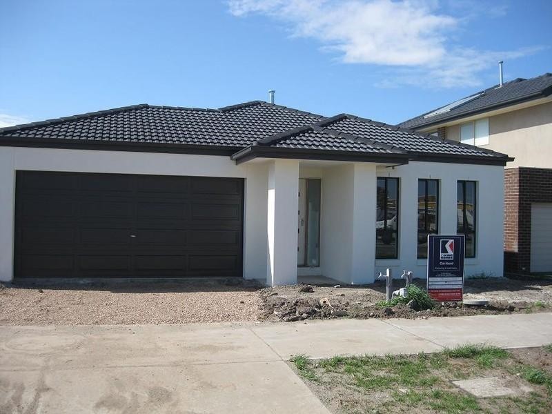 274 WATERVIEW Boulevard, Craigieburn VIC 3064