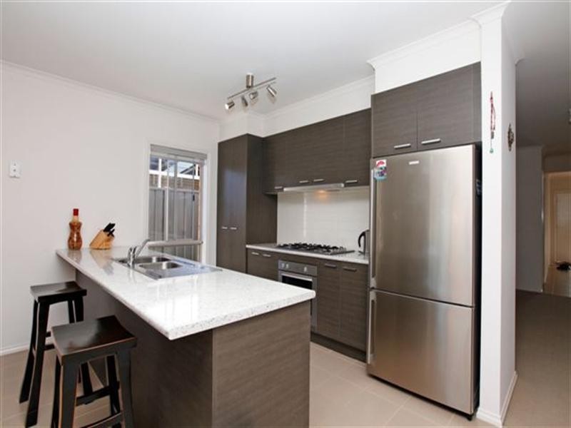 46 Kinglake Crescent, Craigieburn VIC 3064