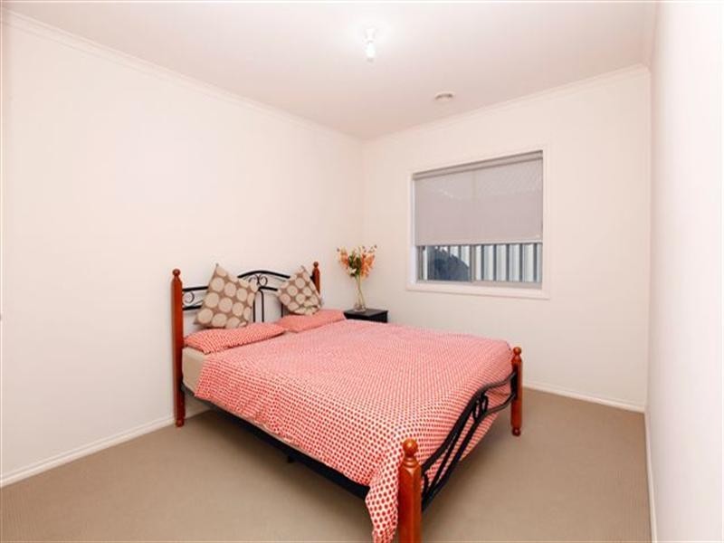 46 Kinglake Crescent, Craigieburn VIC 3064