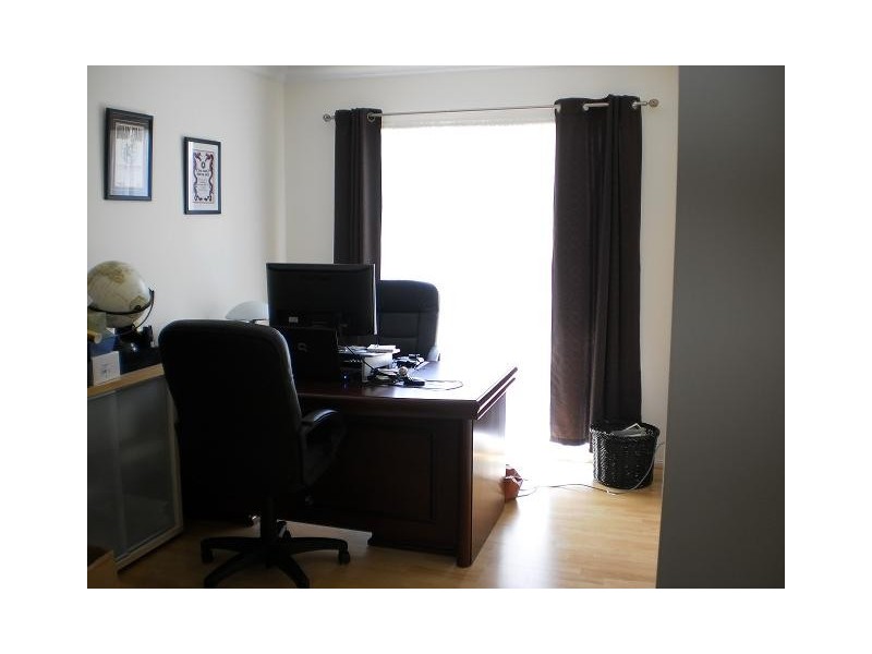 10 CHERRY BLOSSOM Close, Craigieburn VIC 3064