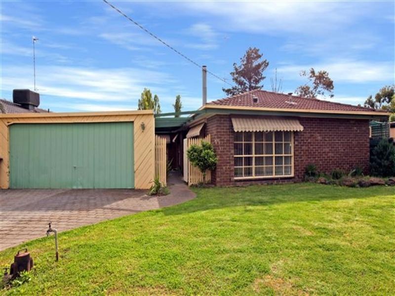 16 Langdon Crescent, Craigieburn VIC 3064