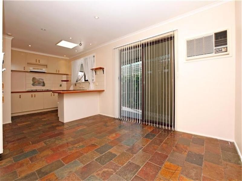 16 Langdon Crescent, Craigieburn VIC 3064