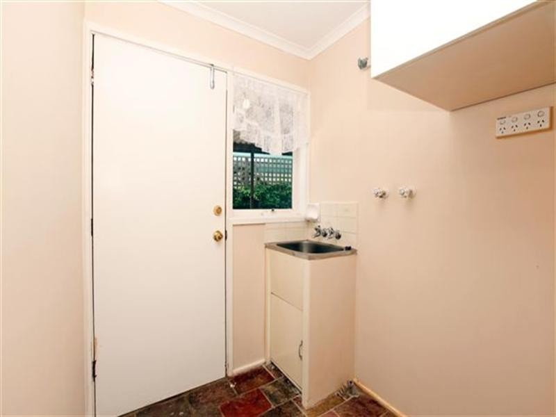 16 Langdon Crescent, Craigieburn VIC 3064