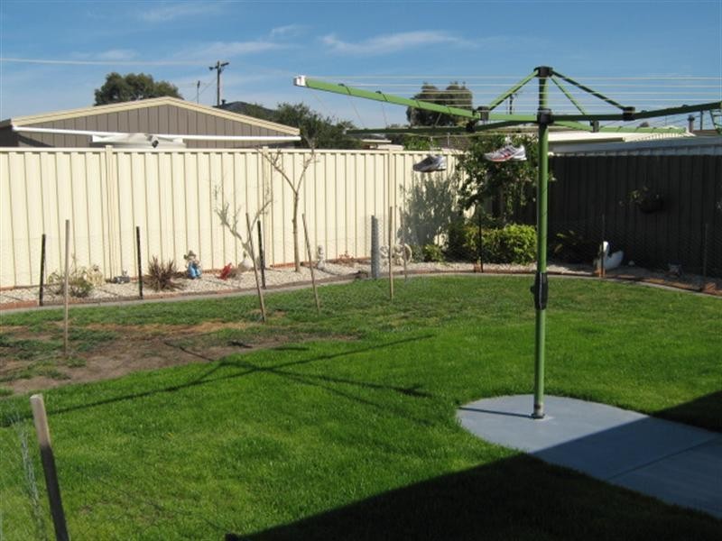132 Bridgewater Road, Craigieburn VIC 3064