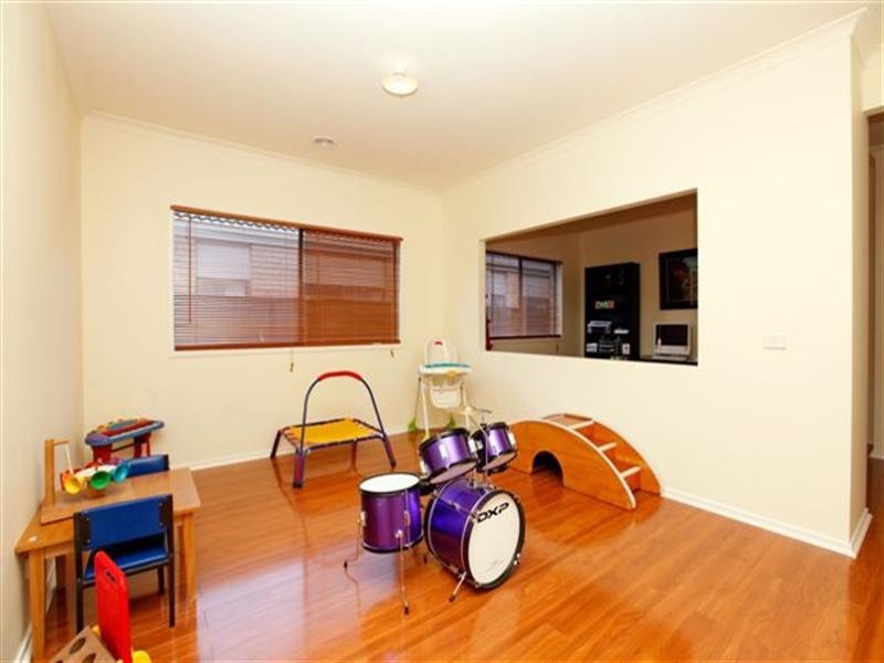 45 Somersby Road, Craigieburn VIC 3064