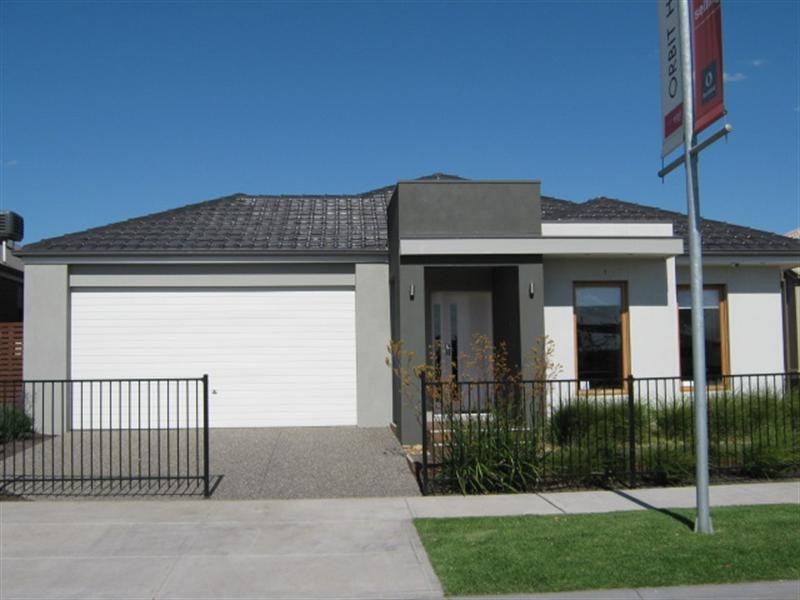 25 Hedges Street, Craigieburn VIC 3064