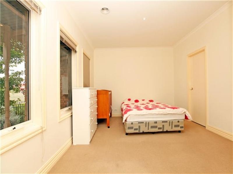 25 Grenville Terrace, Roxburgh Park VIC 3064