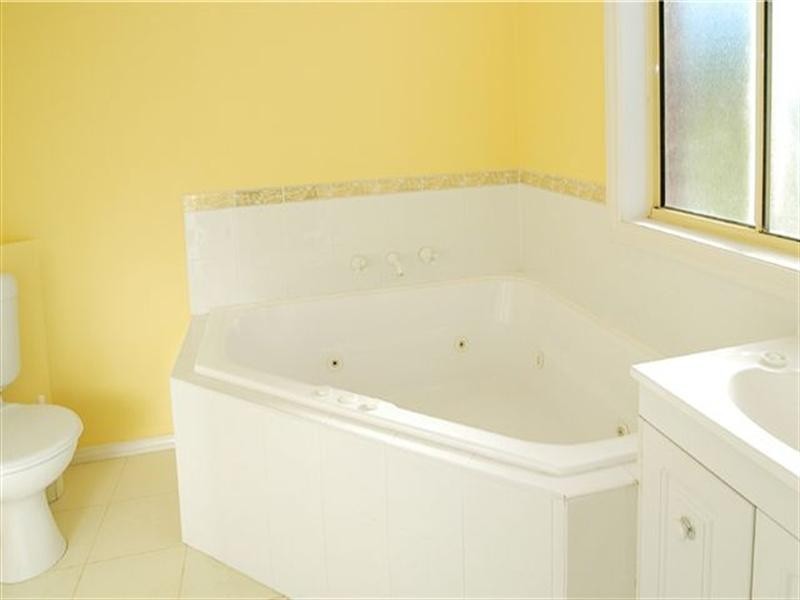 42 Excelsior Heights, Craigieburn VIC 3064