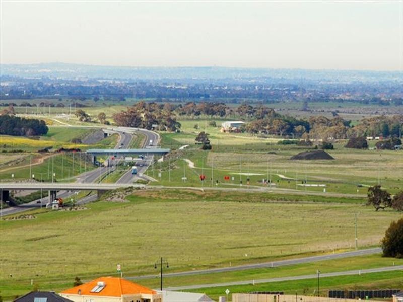 42 Excelsior Heights, Craigieburn VIC 3064