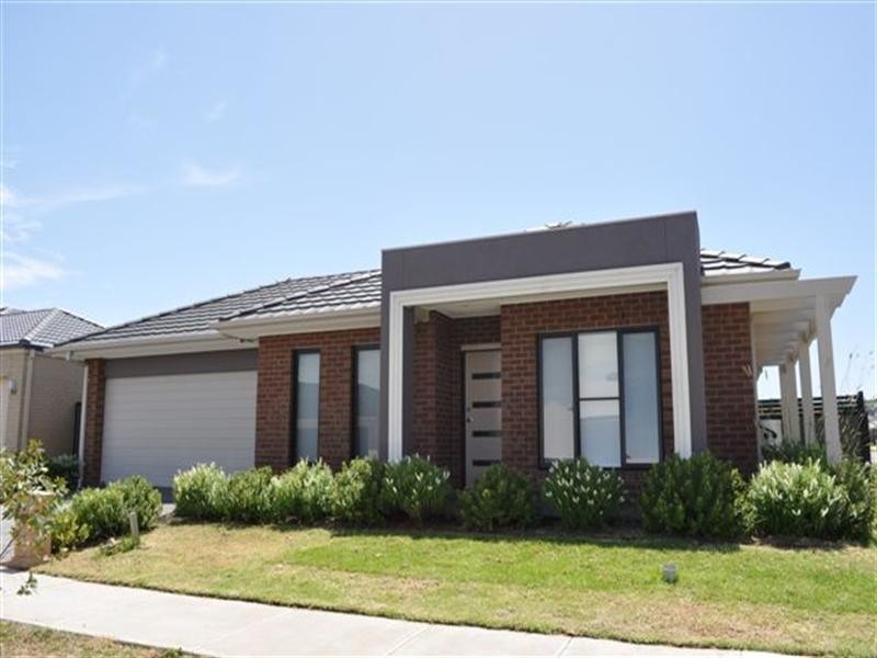 41 Middlesborough Drive, Craigieburn VIC 3064