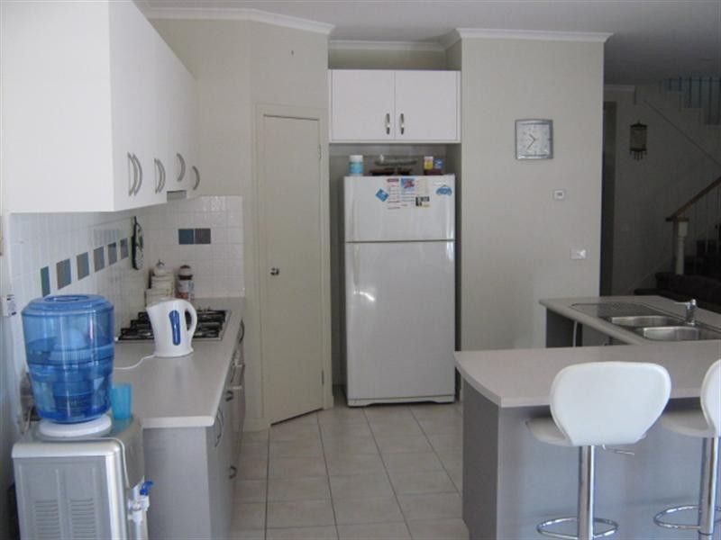 10 Explorers Place, Craigieburn VIC 3064