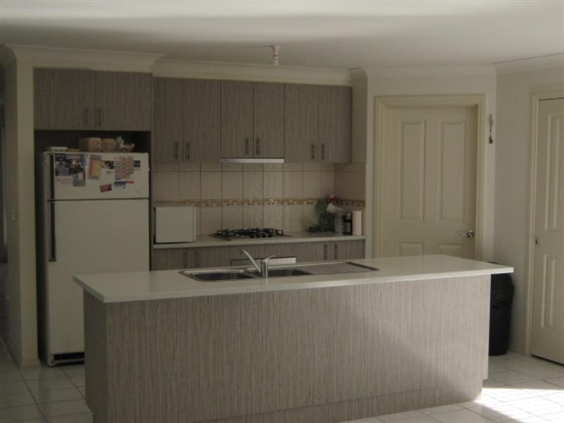 30 Emerald Circuit, Craigieburn VIC 3064