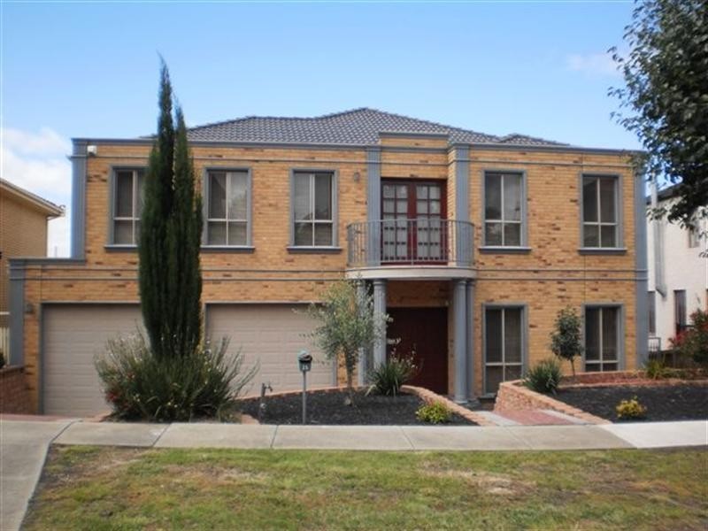 35 Excelsior Heights, Craigieburn VIC 3064