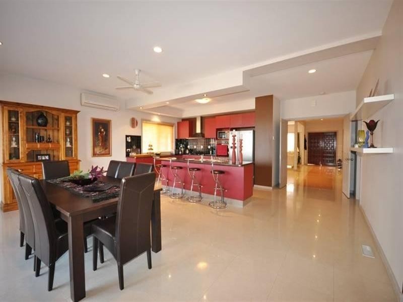 35 Excelsior Heights, Craigieburn VIC 3064