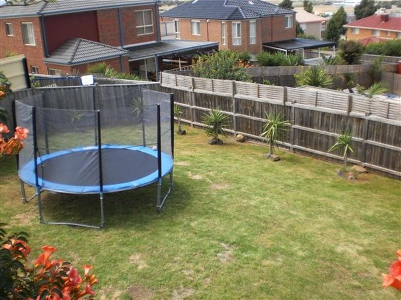 35 Excelsior Heights, Craigieburn VIC 3064