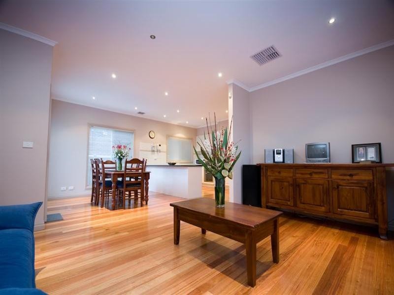 29 Troward Harvey Way, Craigieburn VIC 3064