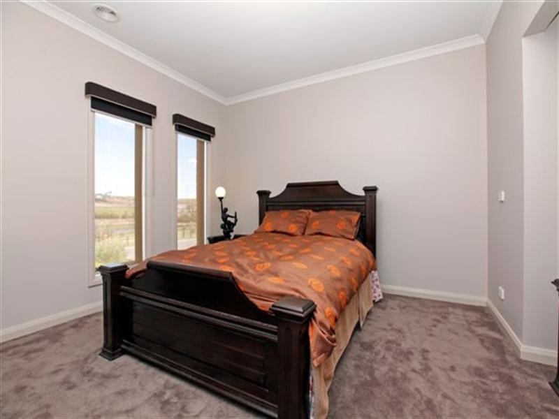 11 Conservation Drive, Craigieburn VIC 3064