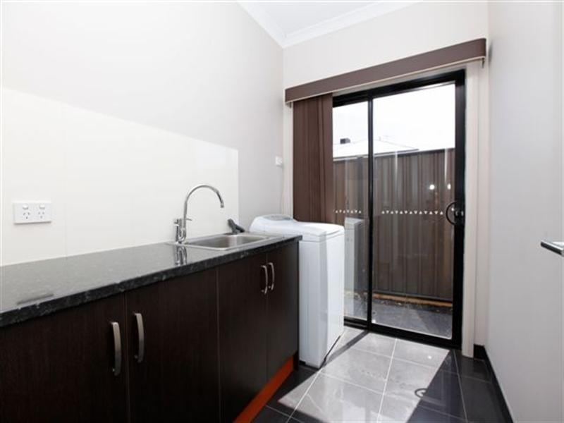 11 Conservation Drive, Craigieburn VIC 3064