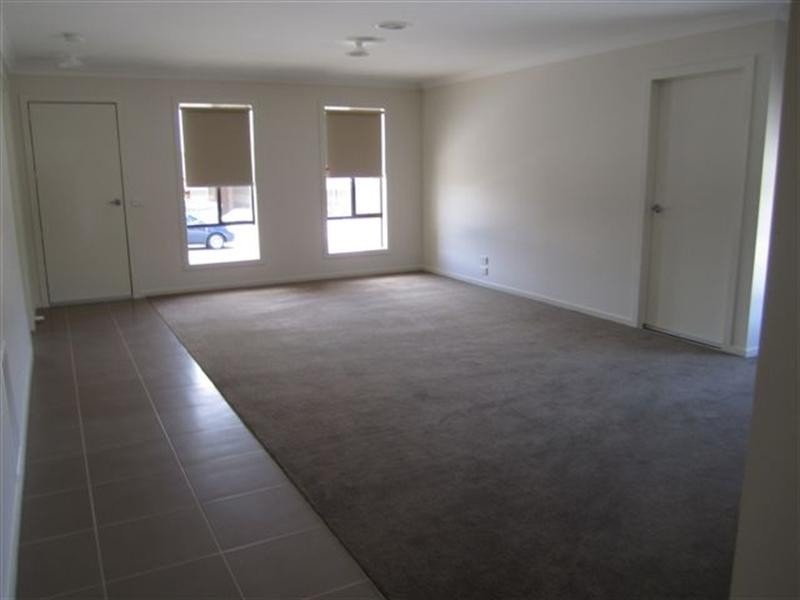 111 Golfview Drive, Craigieburn VIC 3064