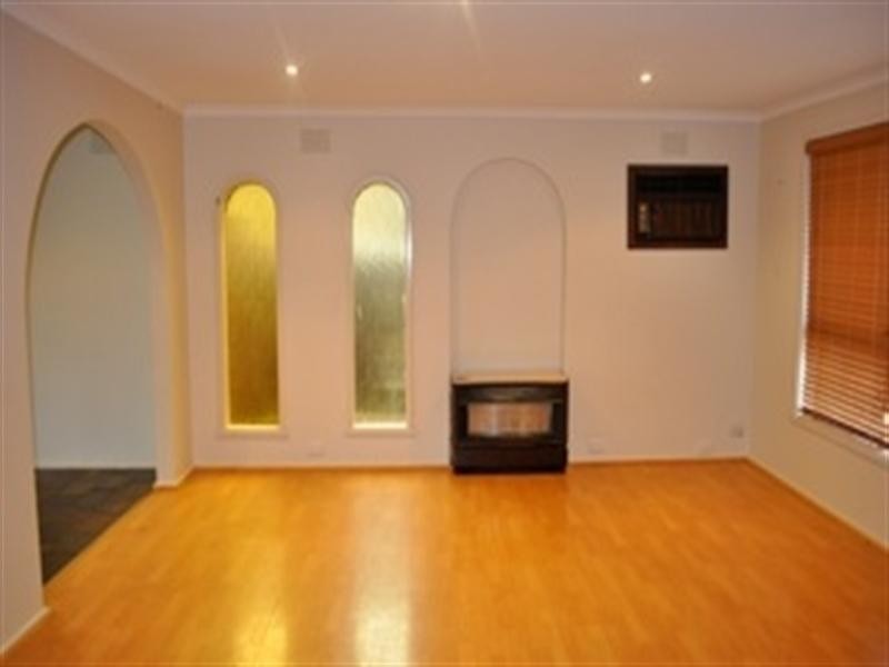 30 Metropolitan Avenue, Craigieburn VIC 3064