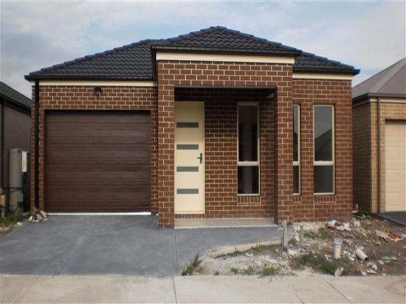17 Acland Street, Craigieburn VIC 3064
