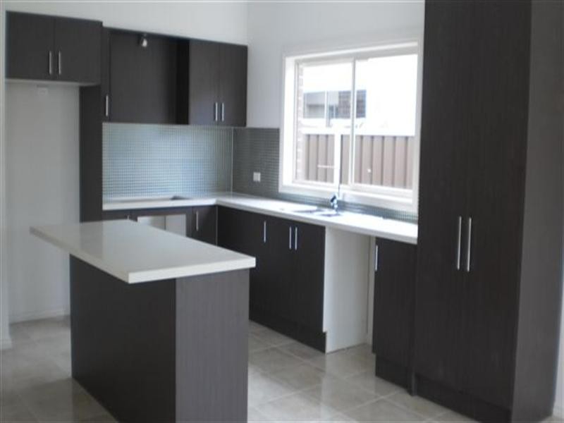 17 Acland Street, Craigieburn VIC 3064