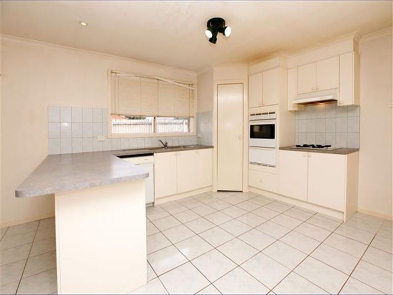 31 Exmouth Road, Craigieburn VIC 3064