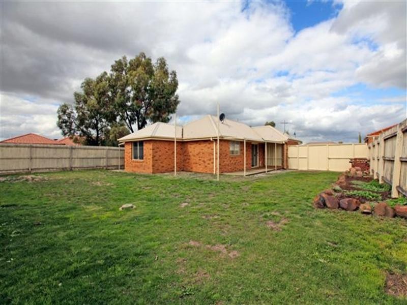 31 Exmouth Road, Craigieburn VIC 3064