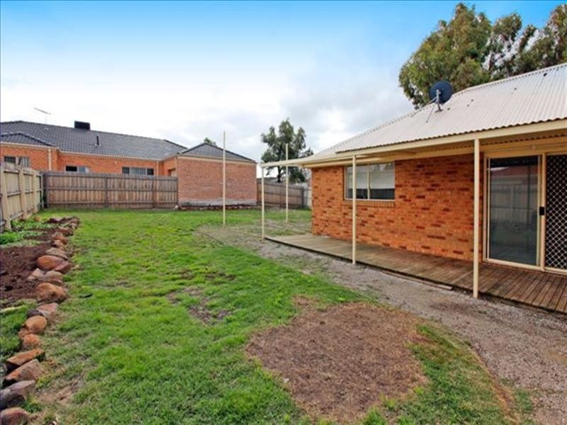 31 Exmouth Road, Craigieburn VIC 3064