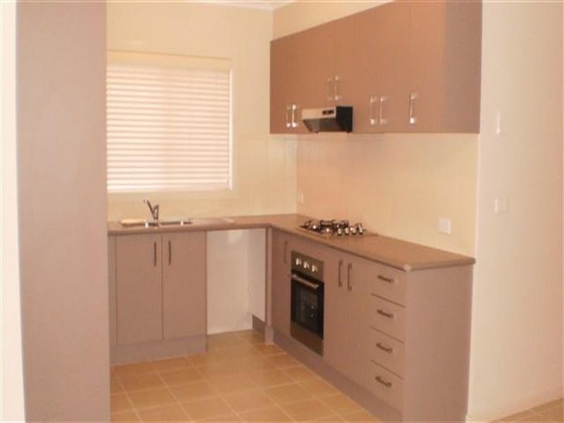 99 Cradle Mountain Drive, Craigieburn VIC 3064