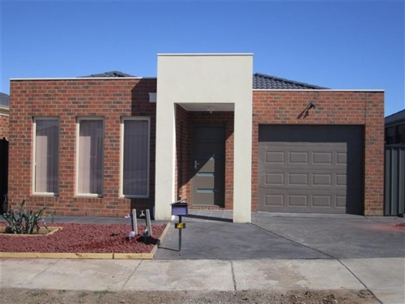 19 Humber Street, Craigieburn VIC 3064