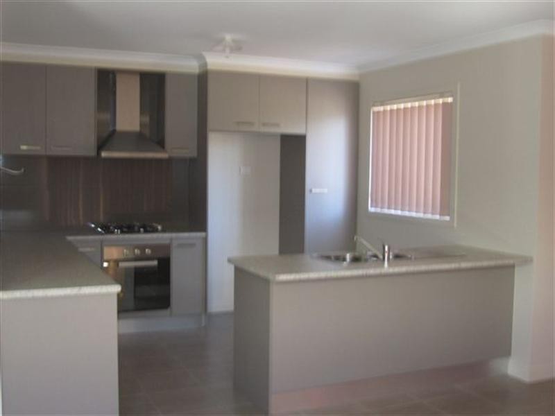 19 Humber Street, Craigieburn VIC 3064