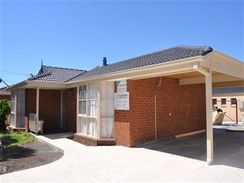 3 Yarcombe Crescent, Craigieburn VIC 3064