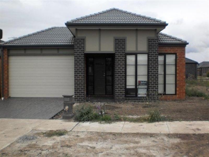5 Glenbrae Street, Craigieburn VIC 3064