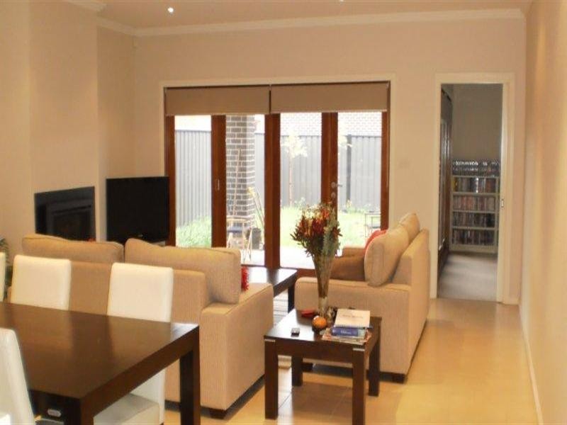 24 Brummel Street, Craigieburn VIC 3064