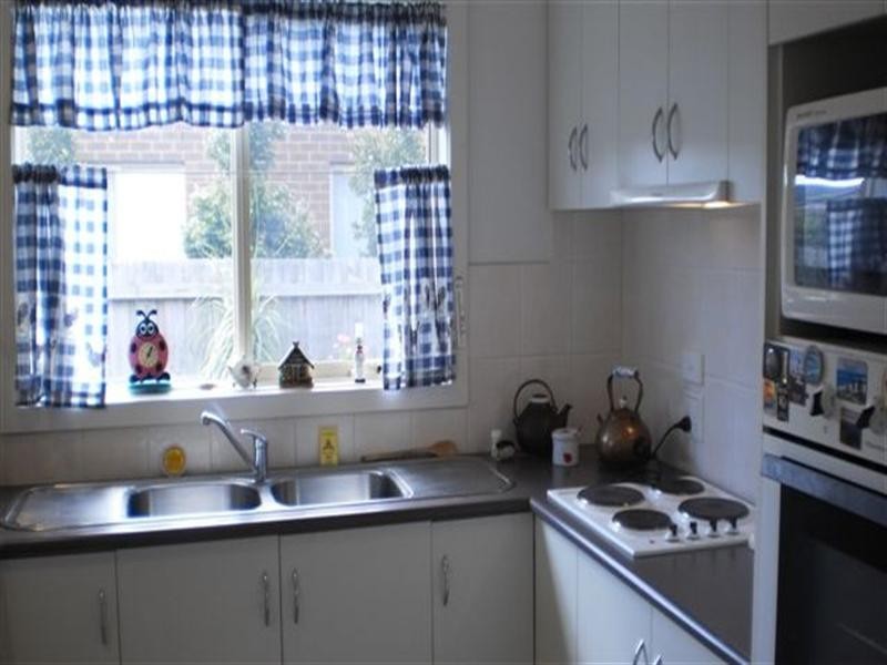 3 Branchilly Drive, Roxburgh Park VIC 3064