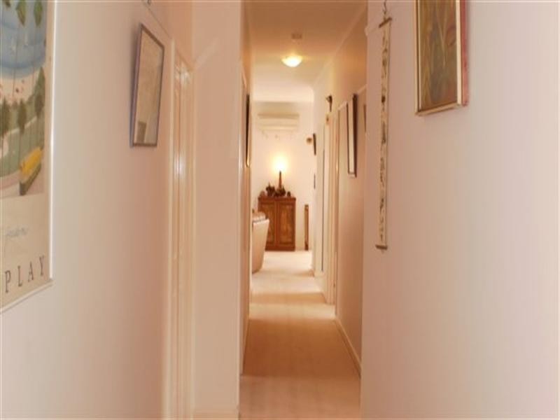 3 Branchilly Drive, Roxburgh Park VIC 3064