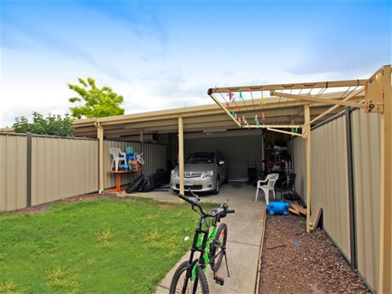 25 Grenville Terrace, Roxburgh Park VIC 3064