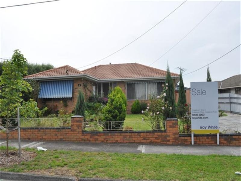 6 Yinnar Street, Dallas VIC 3047