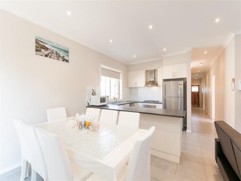 21 Elsternwick Way, Craigieburn VIC 3064